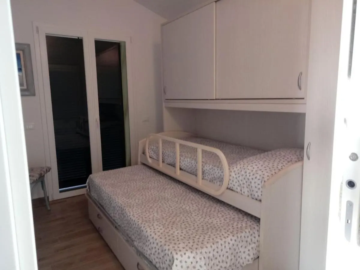 Appartamento Leccino Con Piscina - Riva Trigoso 세스트리레반떼 아파트